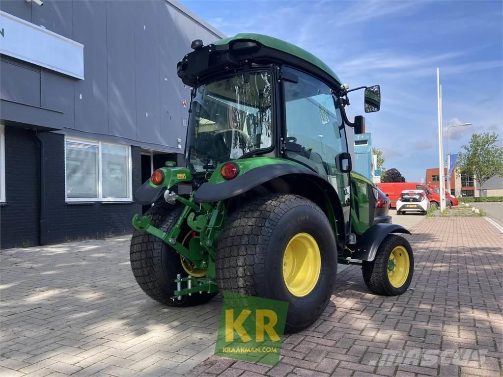 John Deere 3046R Kompaktné traktory
