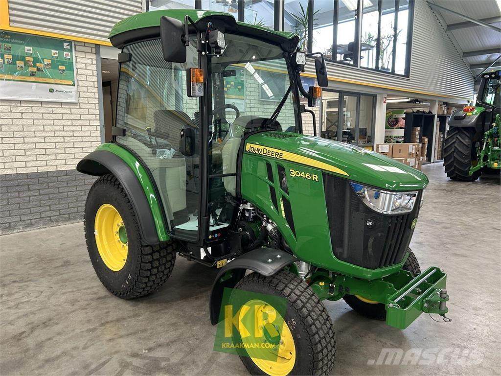John Deere 3046R Kompaktné traktory