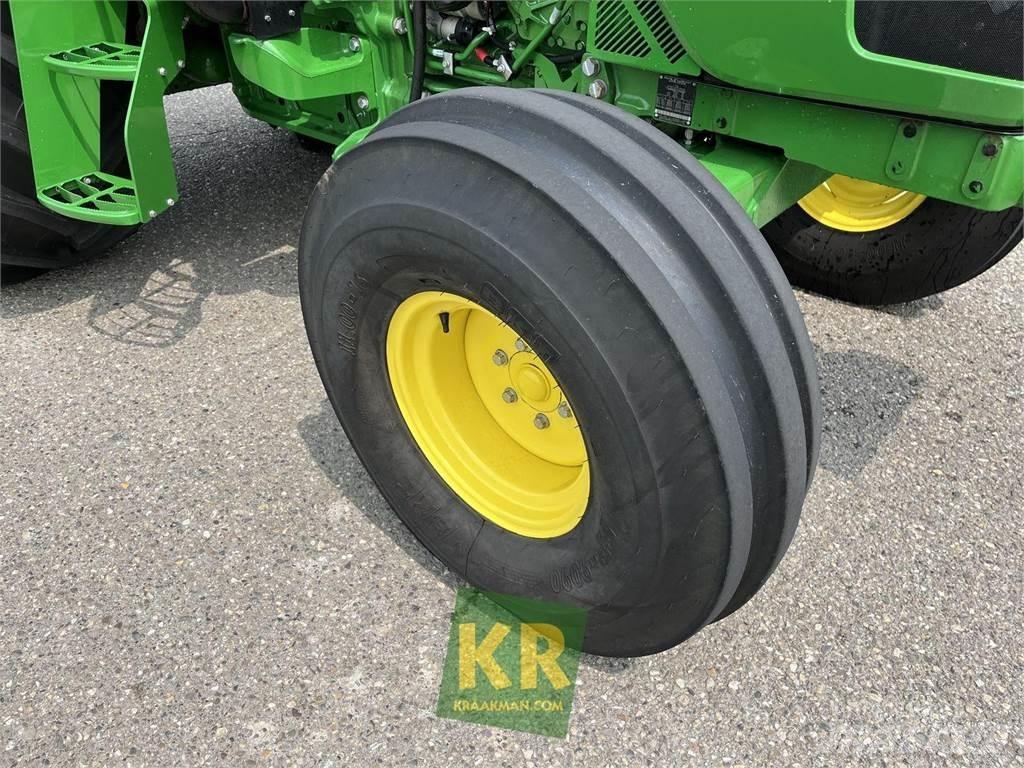 John Deere 5090M Traktory