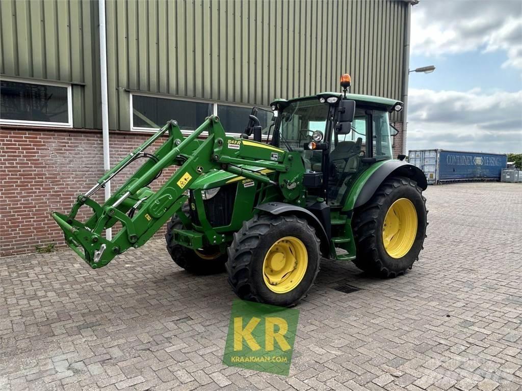 John Deere 5090R Traktory
