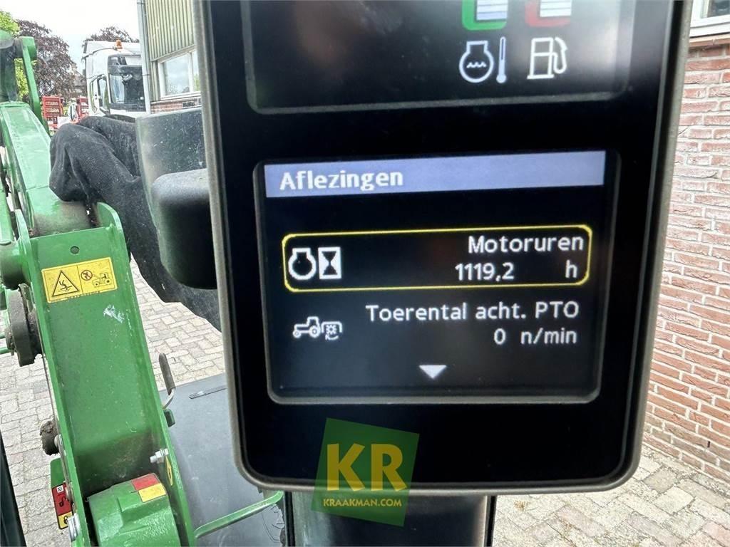 John Deere 5090R Traktory