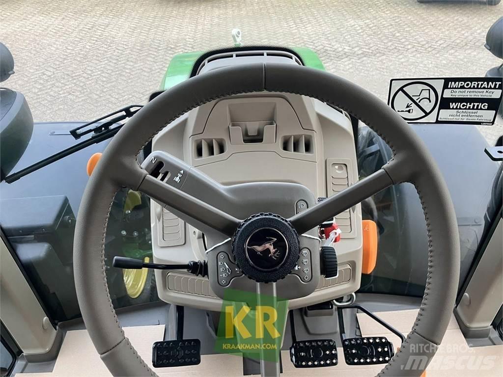 John Deere 6120M Traktory