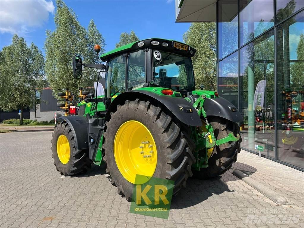 John Deere 6155R Traktory