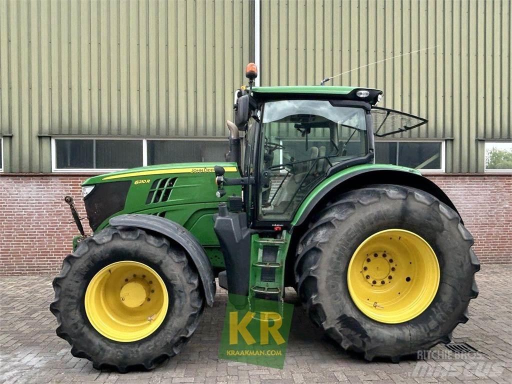John Deere 6210R Traktory