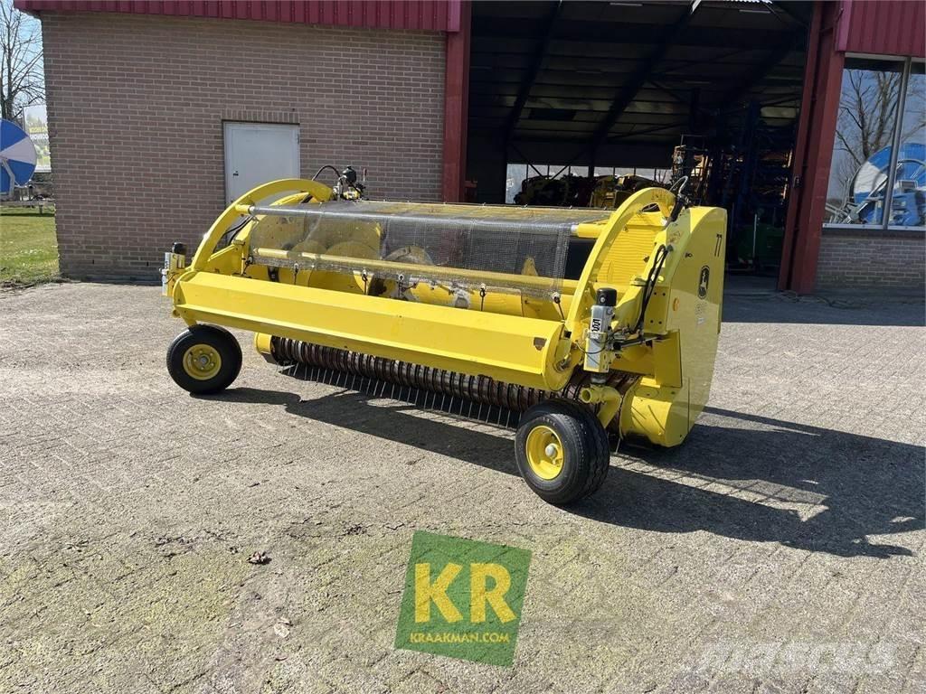 John Deere 630C Kombajnove hlavice