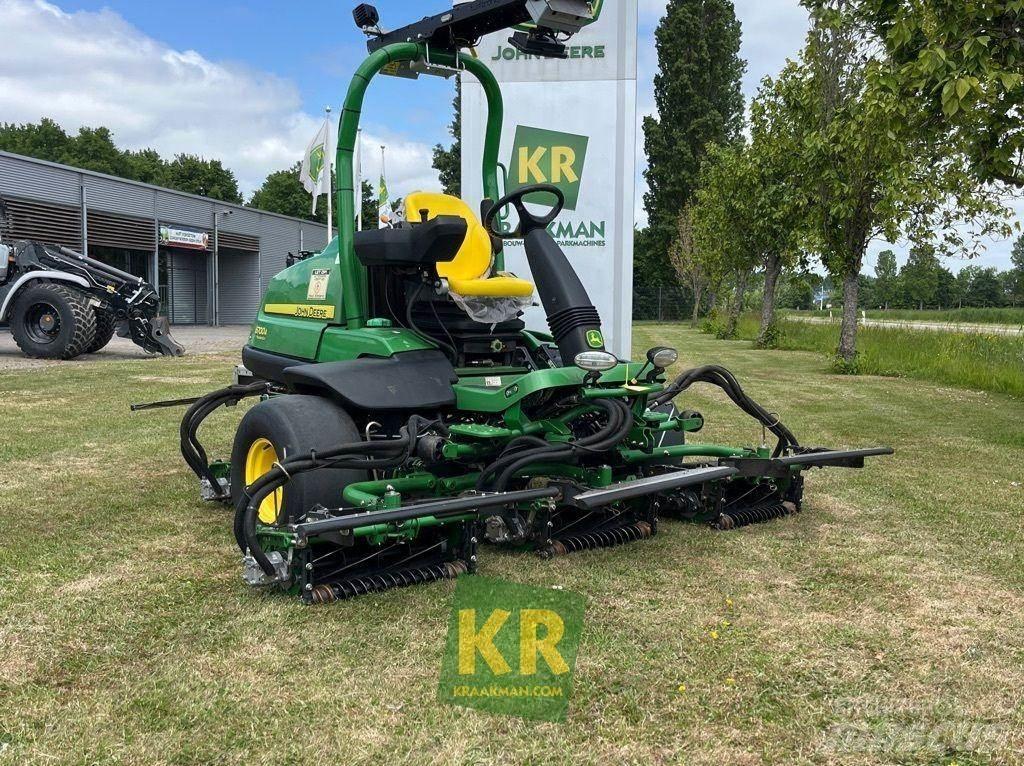 John Deere 6700A Kosačky greenov