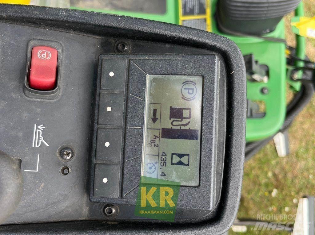 John Deere 6700A Kosačky greenov