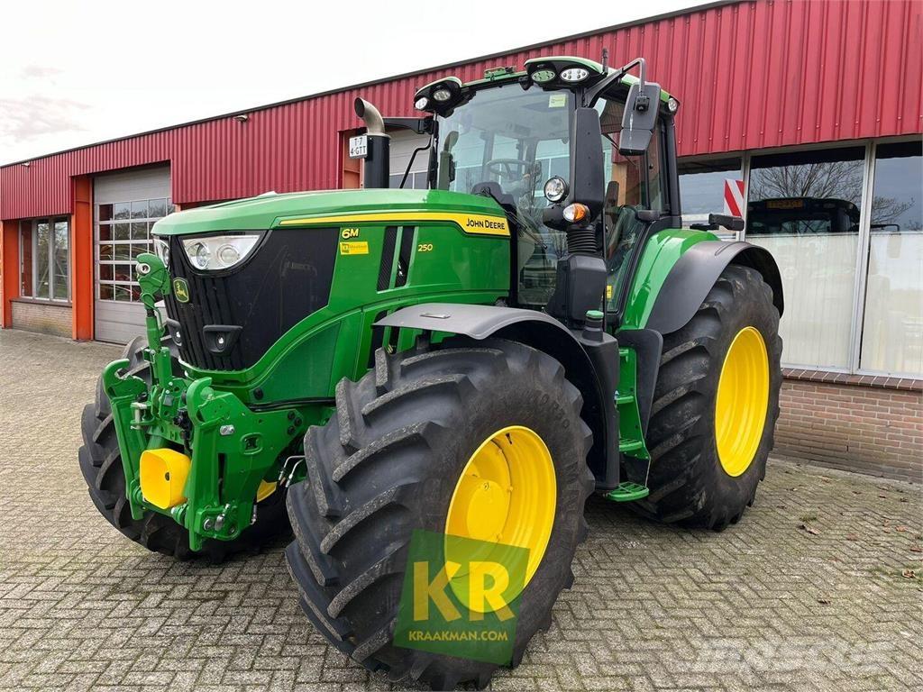 John Deere 6M 250 Traktory