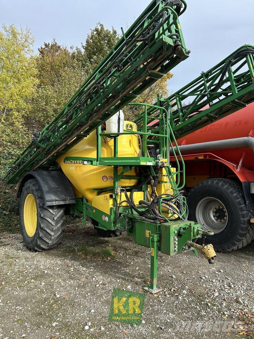 John Deere 840 Samohybné postrekovače