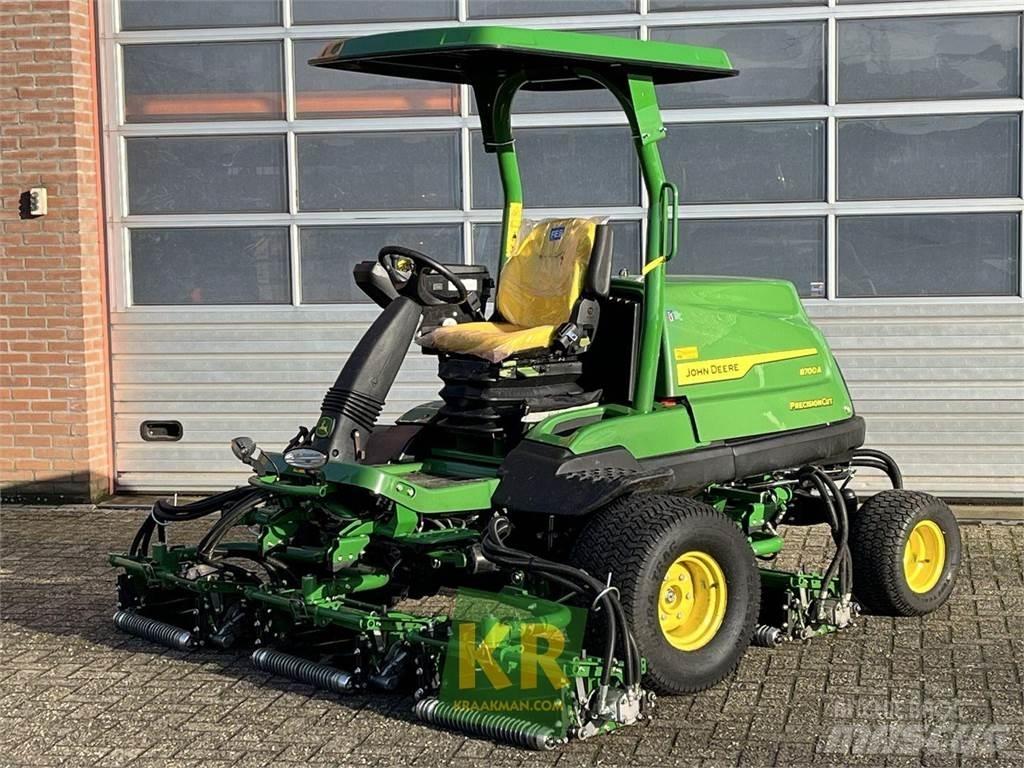 John Deere 8700A Kosačky greenov