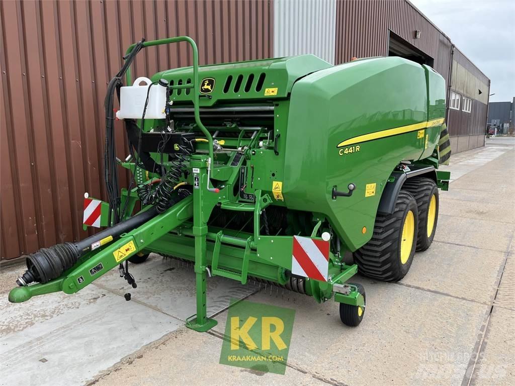 John Deere C441R Lisy na okrúhle balíky