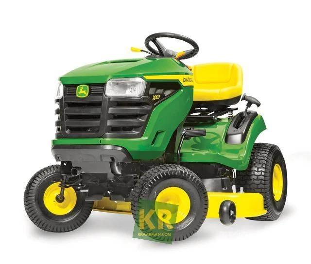 John Deere X107 Samochodné kosačky