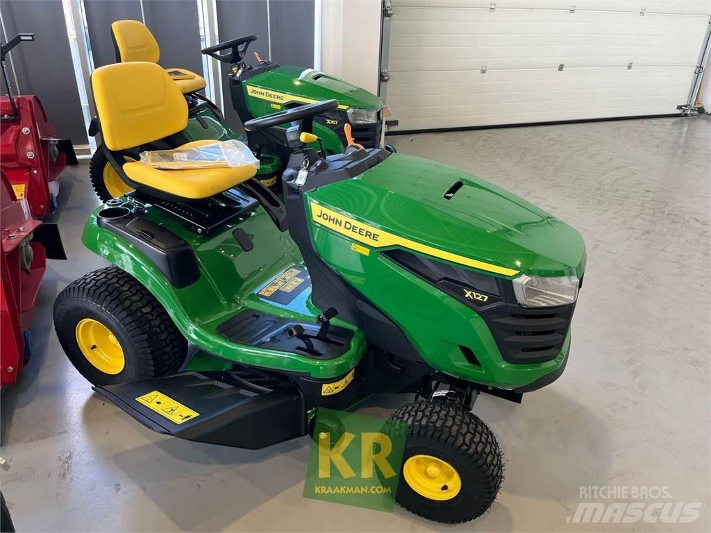 John Deere X127 Samochodné kosačky