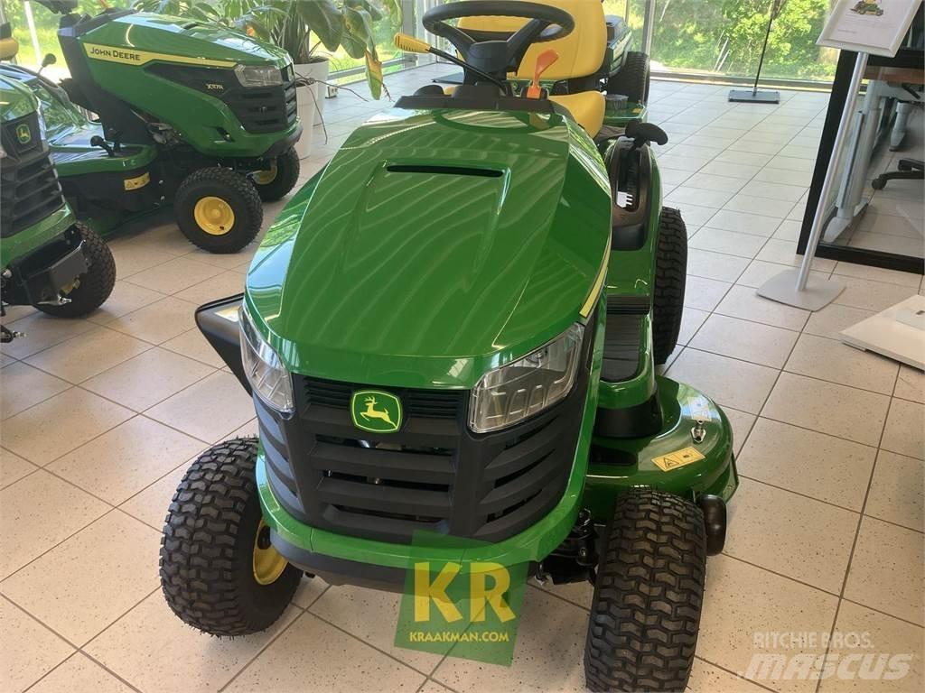 John Deere X127 Samochodné kosačky