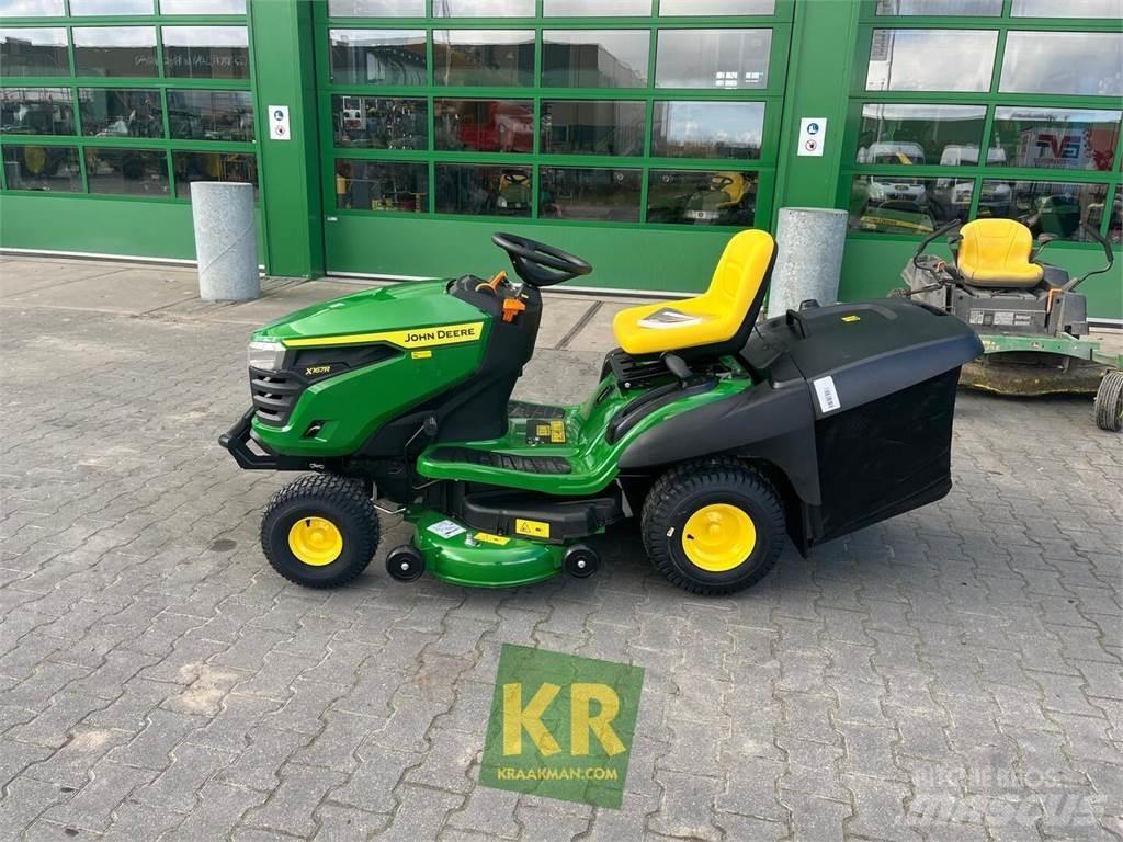 John Deere X167R Samochodné kosačky