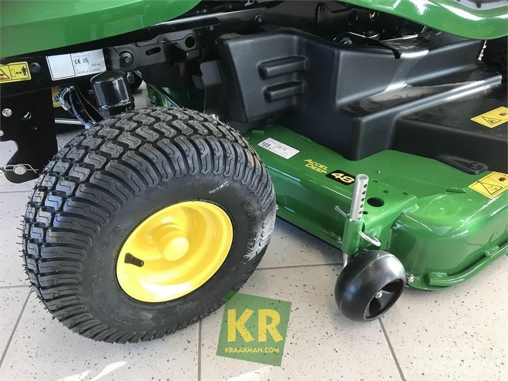 John Deere X370 Samochodné kosačky