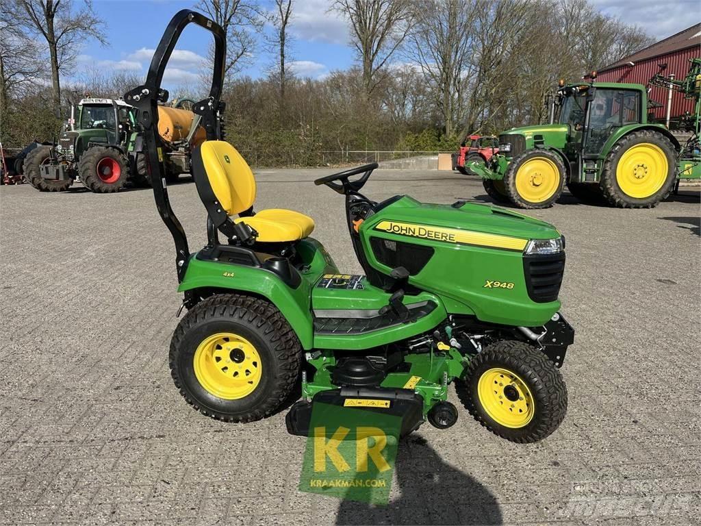 John Deere X948 Samochodné kosačky