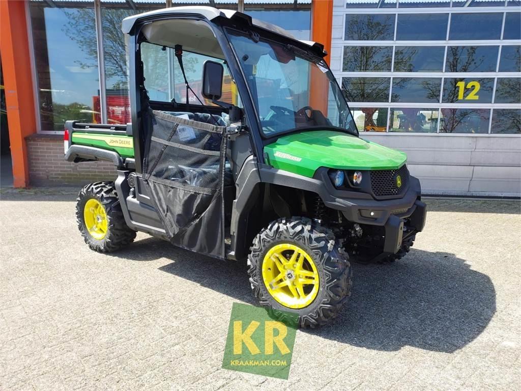 John Deere XUV835M Terénne vozidlá