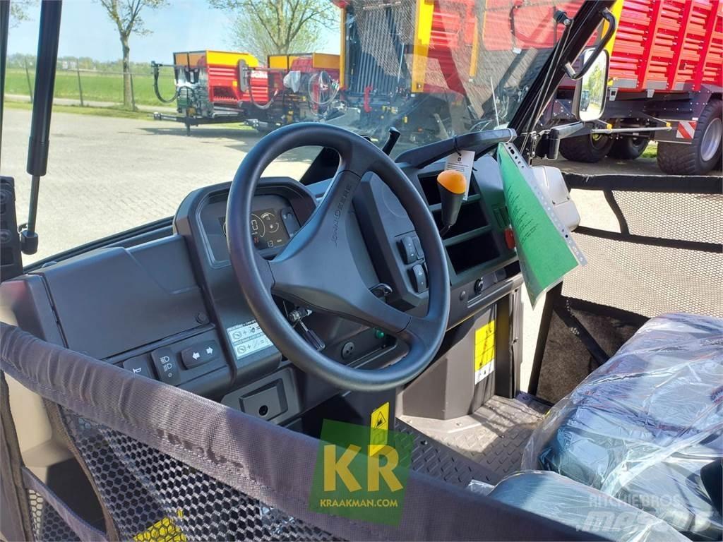 John Deere XUV835M Terénne vozidlá