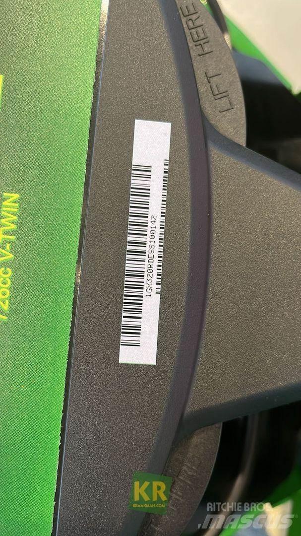 John Deere Z320R Ďalšie poľnohospodárske stroje