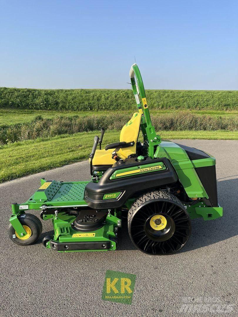 John Deere Z997R Samochodné kosačky