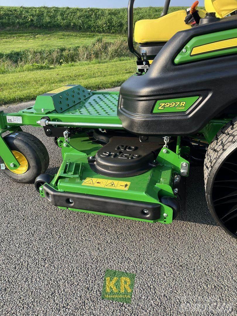 John Deere Z997R Samochodné kosačky