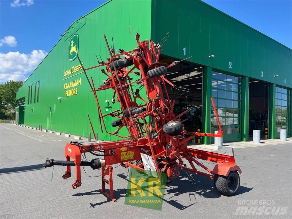Kuhn GF 10601 Obracače a zhrabovače sena