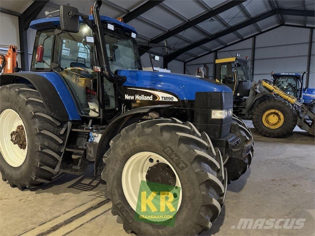 New Holland TM190 Traktory