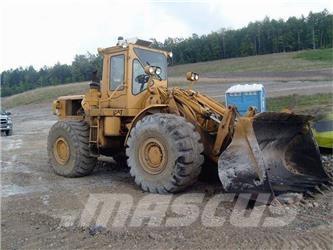 CAT 980B Kolesové nakladače