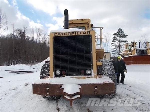 CAT 980C Kolesové nakladače
