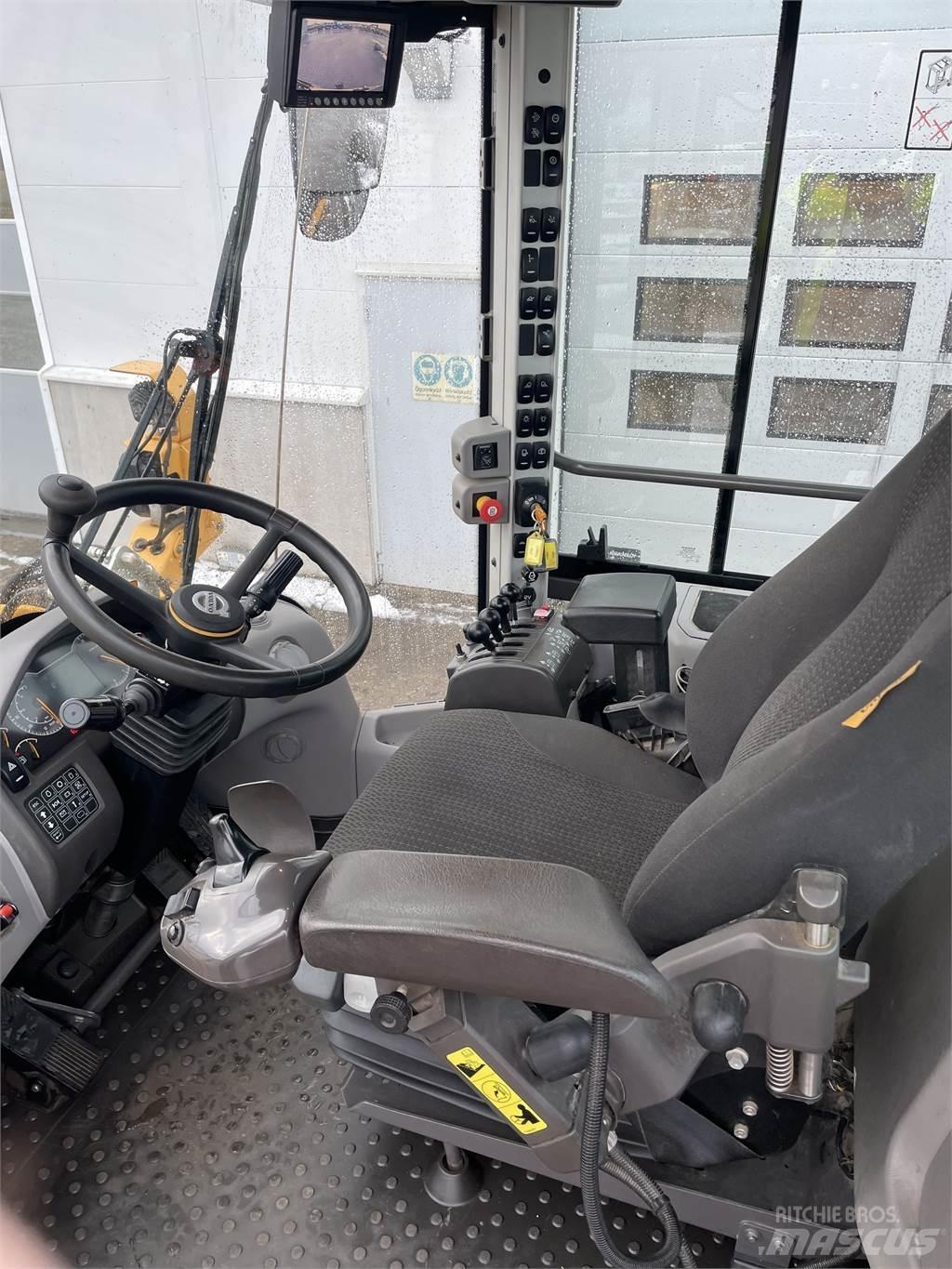 Volvo L60H Kolesové nakladače