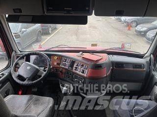 Volvo VNL64T730 Ťahače