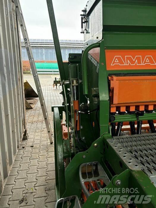 Amazone AD 3000 SUPER Mechanické sejačky