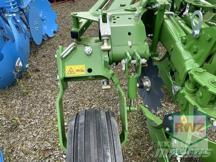 Amazone Cayros XS 950 Dvojstranné pluhy