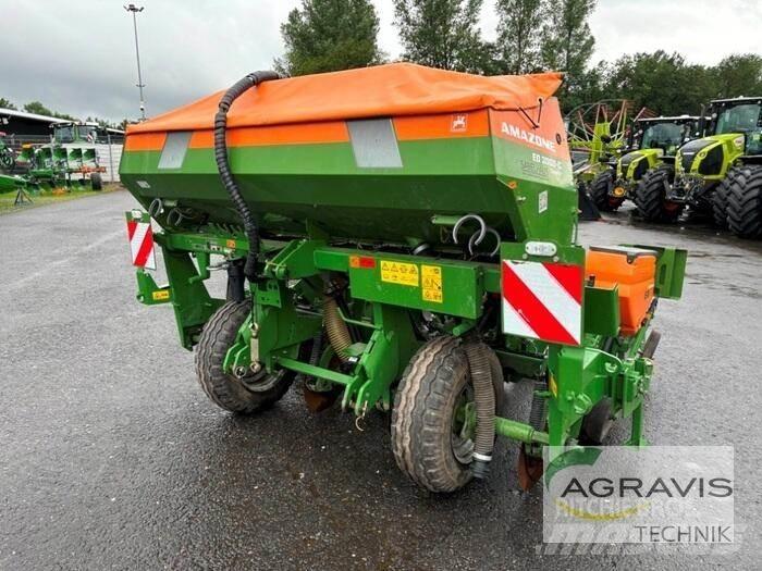 Amazone ED 3000-C Mechanické sejačky