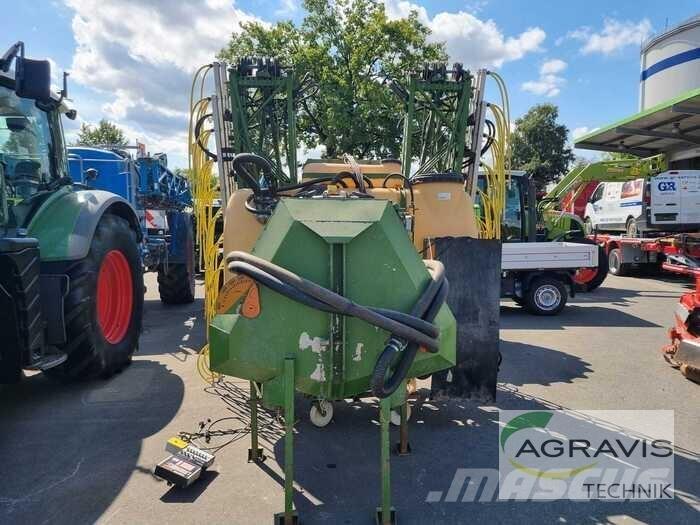 Amazone UF 1200 Ťahané postrekovače