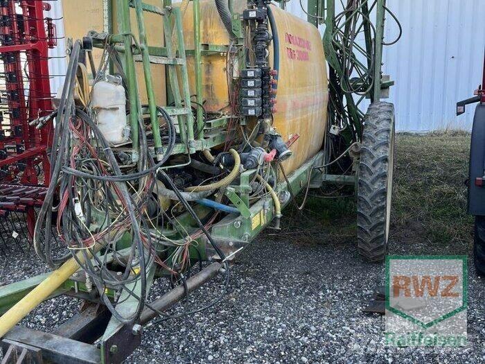 Amazone UG 3000 Ťahané postrekovače