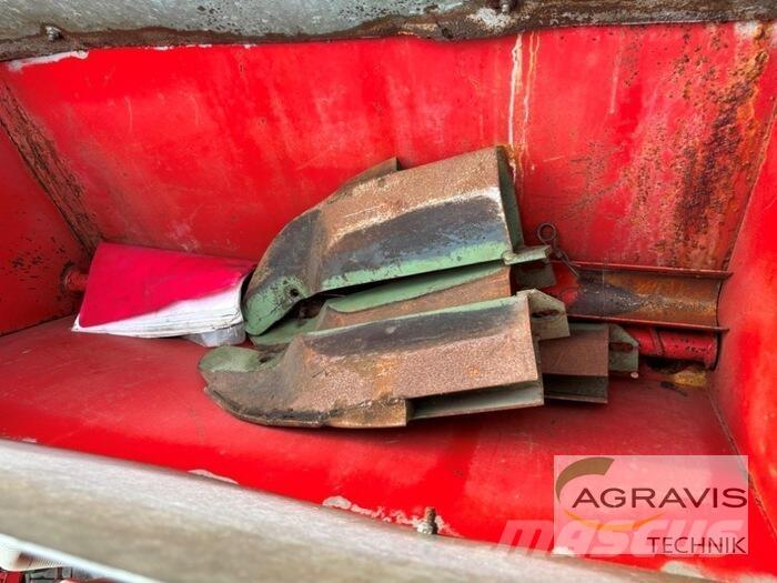 Becker AEROMAT 4 Mechanické sejačky