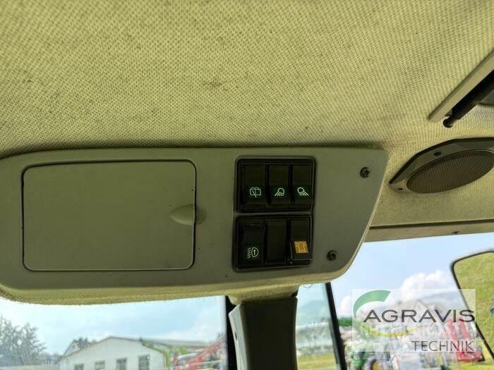 CLAAS ARION 420 CIS Traktory