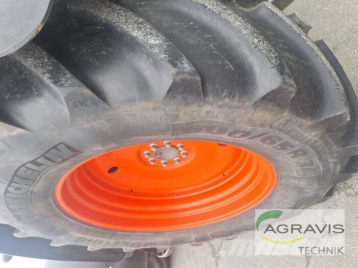 CLAAS ARION 540 CEBIS Traktory