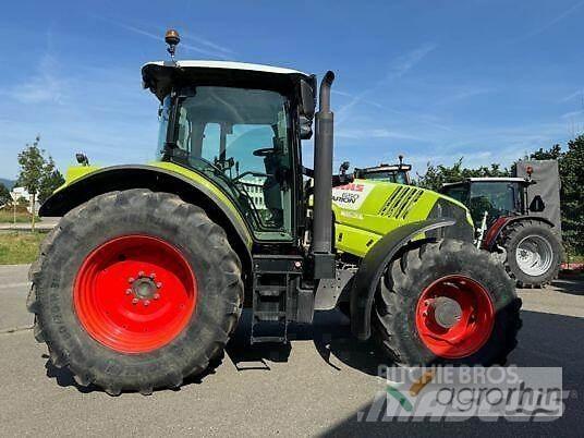 CLAAS ARION 650 Traktory