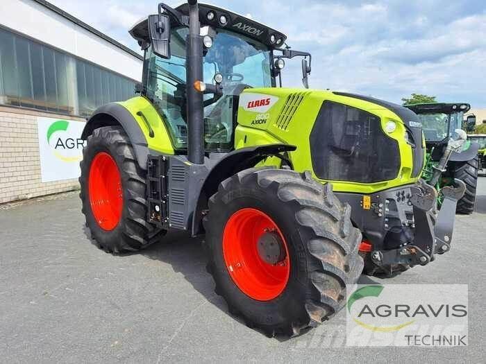 CLAAS AXION 800 CIS+ Traktory