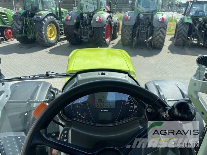 CLAAS AXION 830 CEBIS Traktory