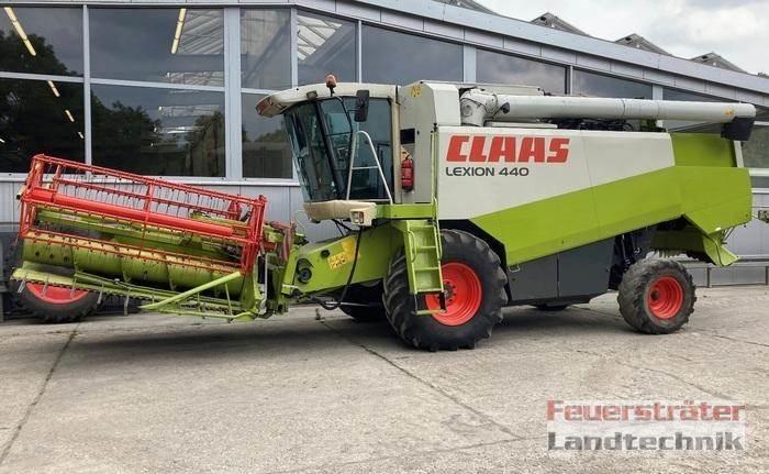 CLAAS LEXION 440 AC Kombinované zberacie stroje