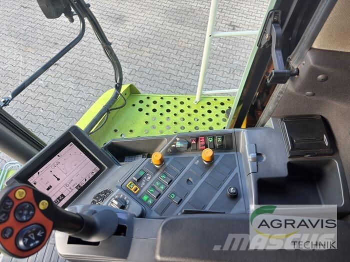 CLAAS LEXION 530 Kombinované zberacie stroje