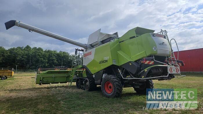 CLAAS LEXION 750 Kombinované zberacie stroje