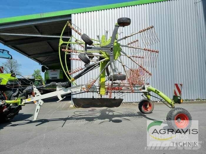 CLAAS LINER 2700 Obracače a zhrabovače sena