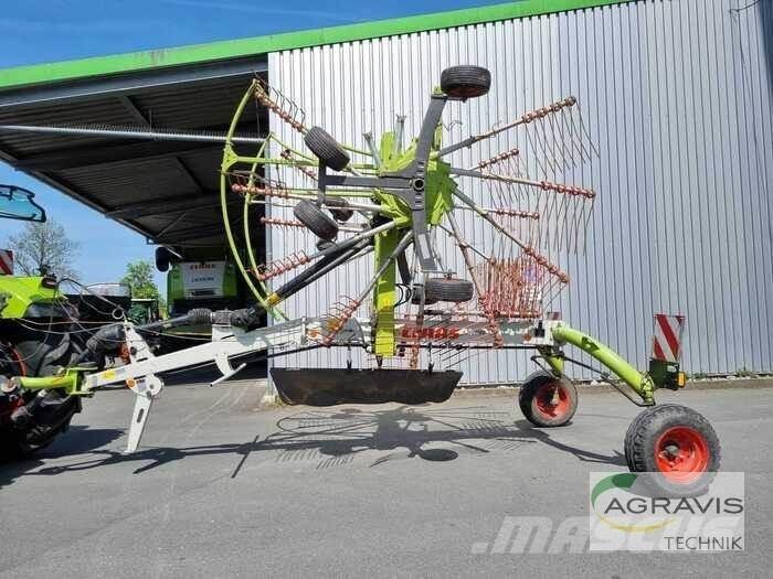 CLAAS LINER 2700 Obracače a zhrabovače sena
