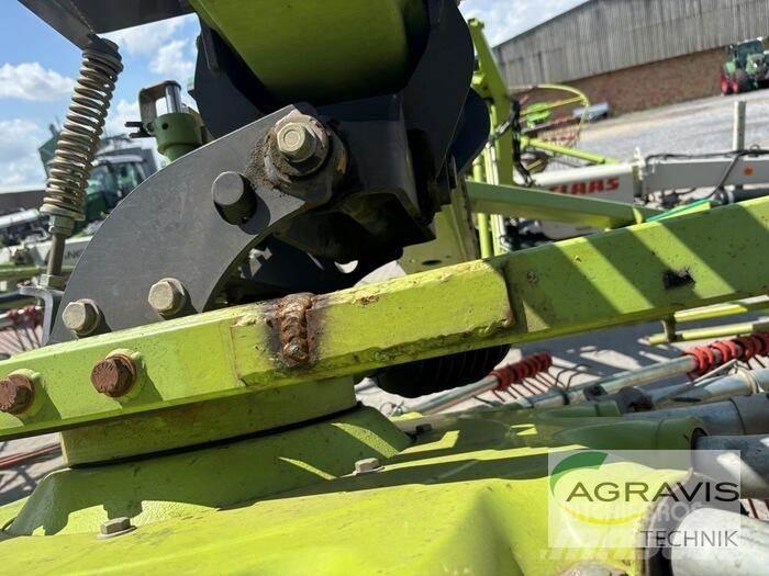 CLAAS LINER 4000 Obracače a zhrabovače sena