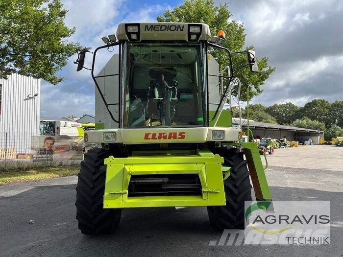 CLAAS MEDION 310 Kombinované zberacie stroje